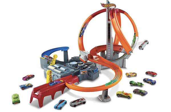 hot wheels mega crash superbahn mit 2 startern und 1 spielzeugauto 45,99