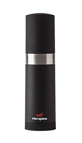 Microplane Chilimühle für getrocknete Chilischoten - Edelstahlklingen, USA