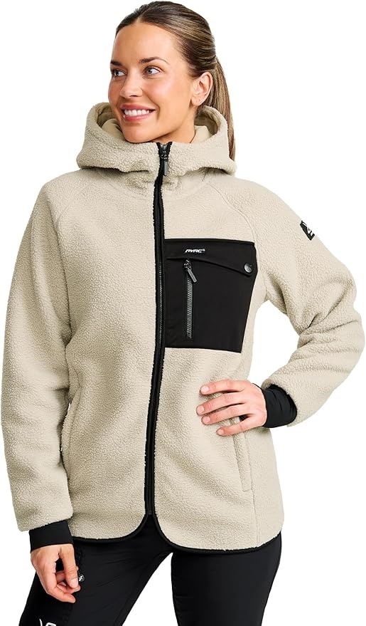 sherpa hoodie damen von revolutionrace für kaltes wetter, gemütlich und warm
