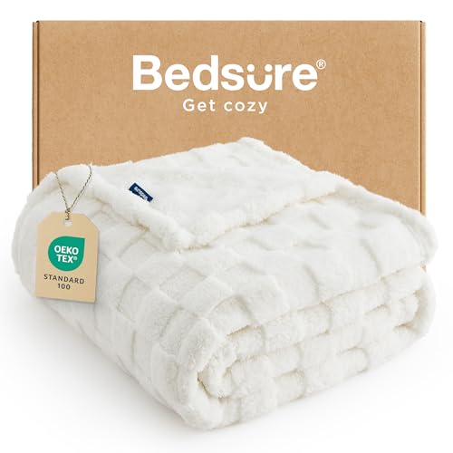 bedsure kuscheldecke flauschig 150 x 200 cm weiß schachbrettmuster fleece wolldecke