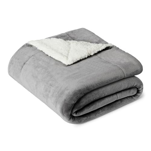 Produktbild: amazon basics mikrofaser wendedecke kuscheldecke sherpa 127 x 152 cm dunkelgrau blau plaueme schwarz braun